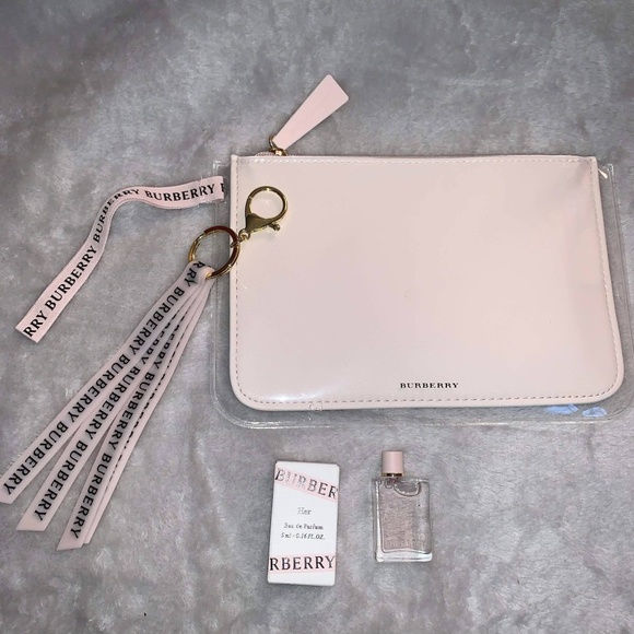 burberry perfume bag